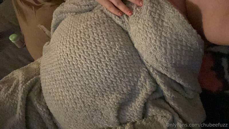 my big belly is all full after two large burritos and 5 cans..