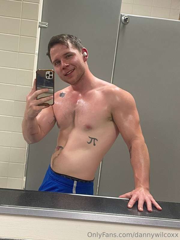 dannywilcoxx