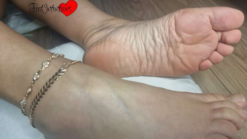feetintentions