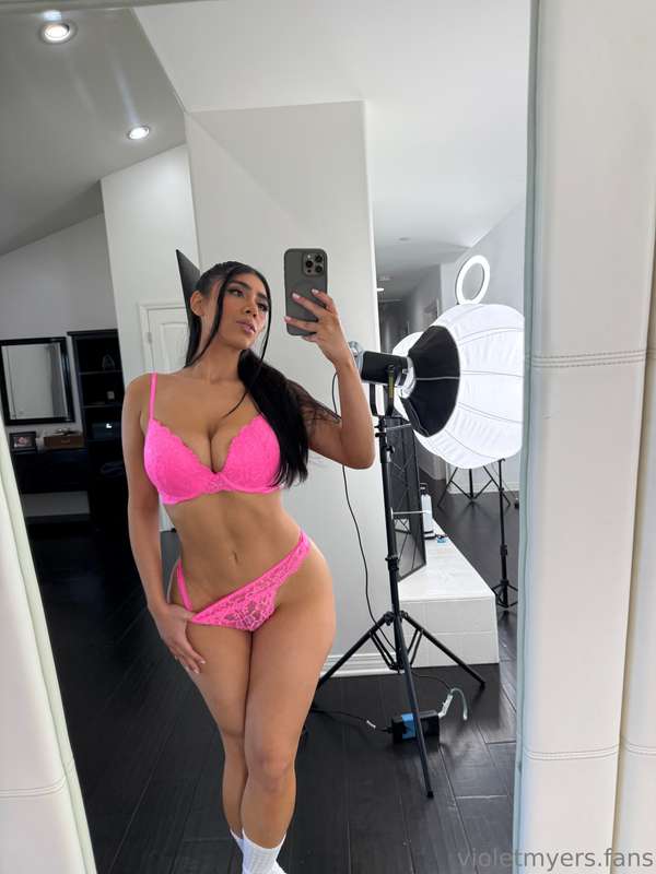 Foto 440 de Violet Myers en Tocromo