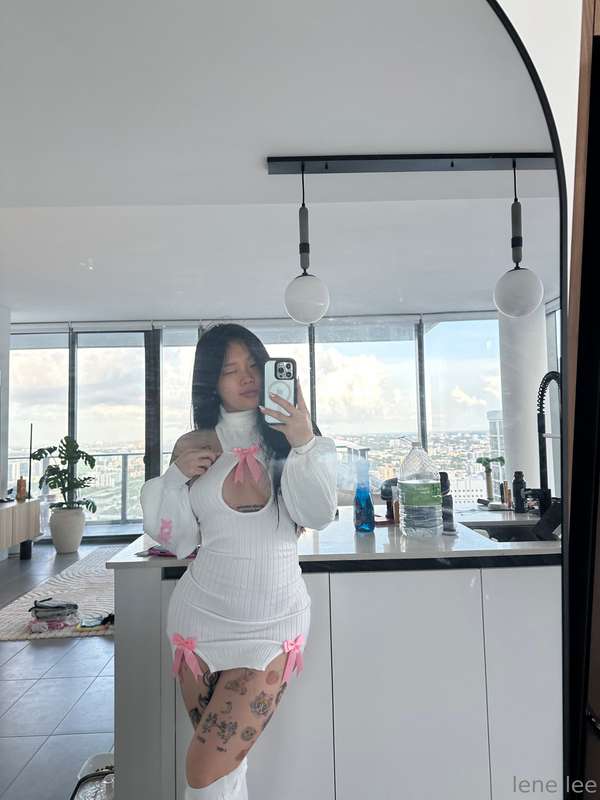 💋
