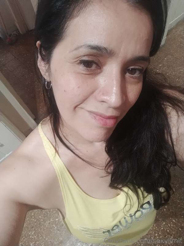 For going to train my body 🏋🏻‍♀️...💪🏻🙌🥰❤️