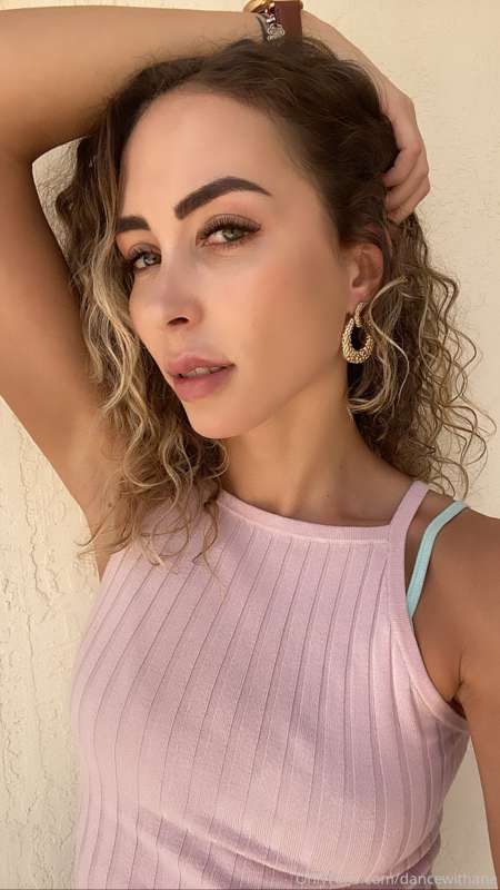 @ana_kirilik 😇