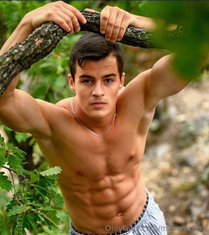 Ad😍 Real fitness model with onlyfans! And his page is so hot..