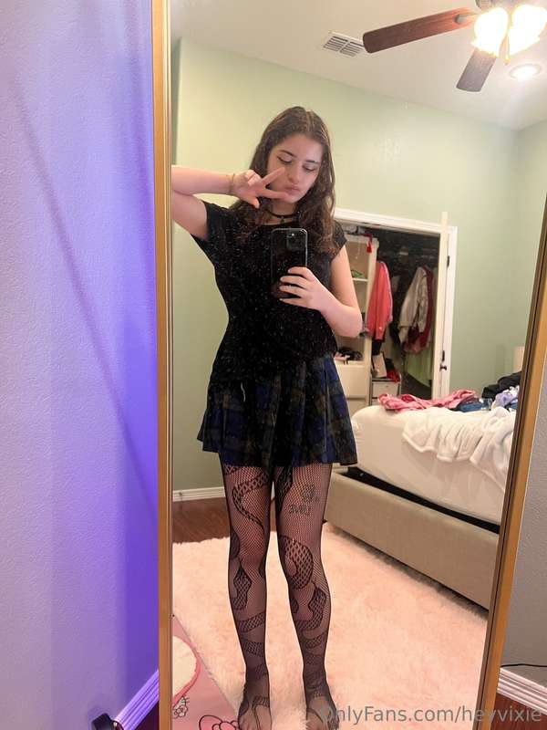 # outfit check 🙈