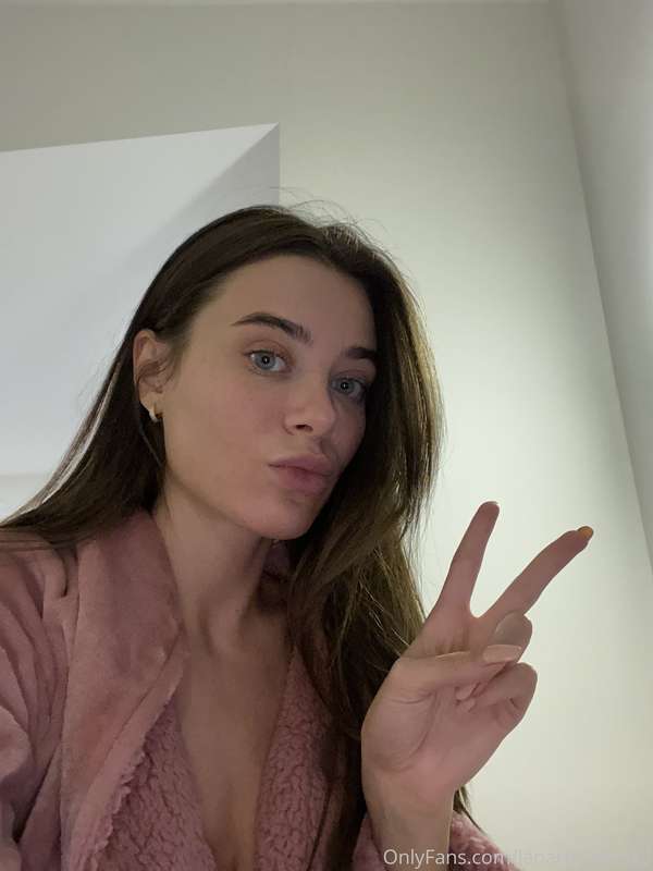 Foto 216 de Lana Rhoades en Tocromo