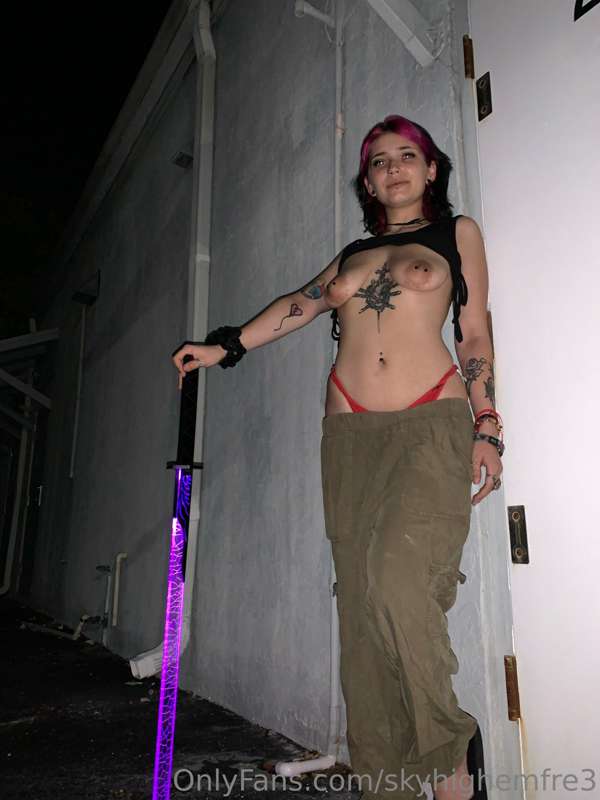 skyhighemfre3