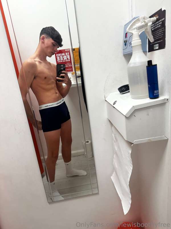 lewisboothymain