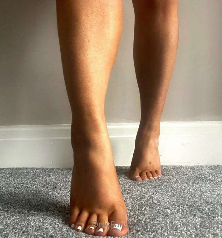 pretty_toes_baby