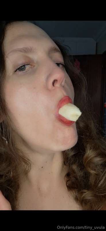 I love bananas. Probably one of my favourite fruits. But I l..