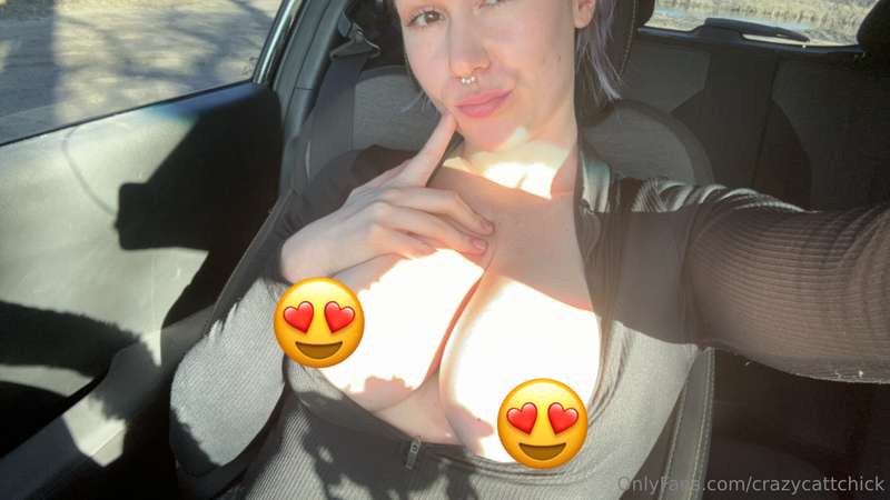 Car video posted to my main @crazycatchick94 