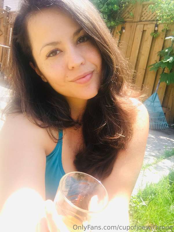 The suns out so you know I’m happy!!! Sending you warm vibes..