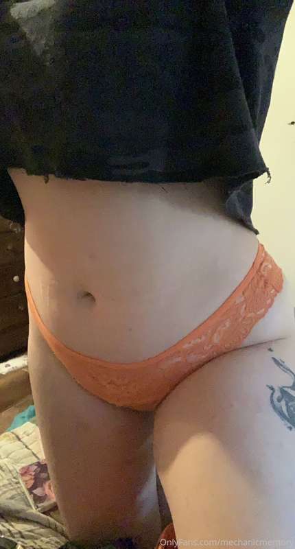 These panties are super fuckin cute✨