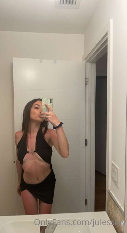 DM me for early Christmas offer 😋🥵