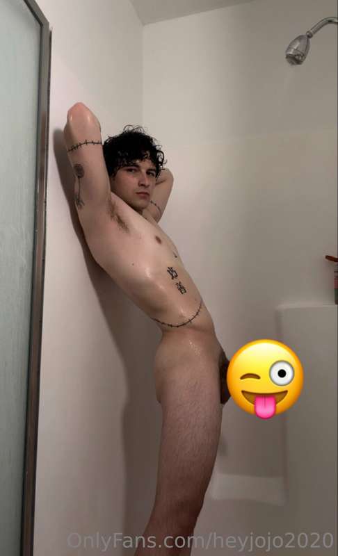 Still got room for you 😈😜🫧

My EXPLICIT VIP content 😝🔞▶️ @he..