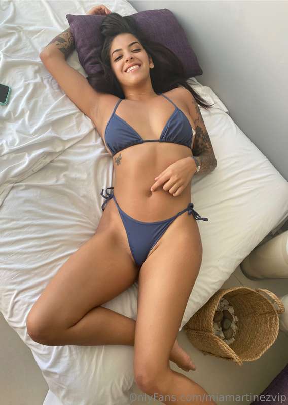 come lay with me 😉