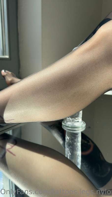 tattoos.legs.nylons.free
