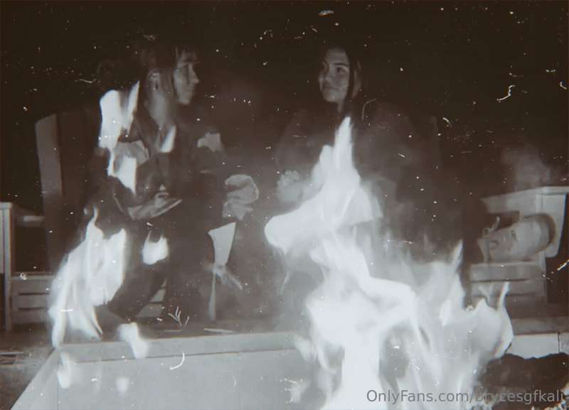 nothings better than girl talk around @fitbryceadams fire pi..