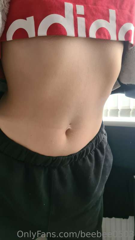Do you want to see more of this crop top? I realised I barel..