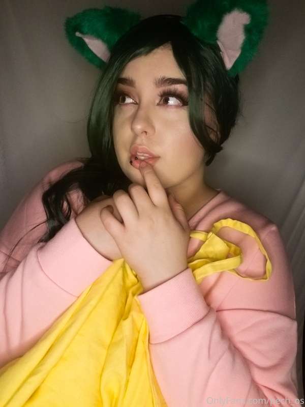So I attempted a Neko Inko Midoriya cosplay! Just needed the..