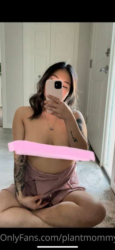 How this happen? 🙈🙈🙈 Unlock my next vid to see 💦