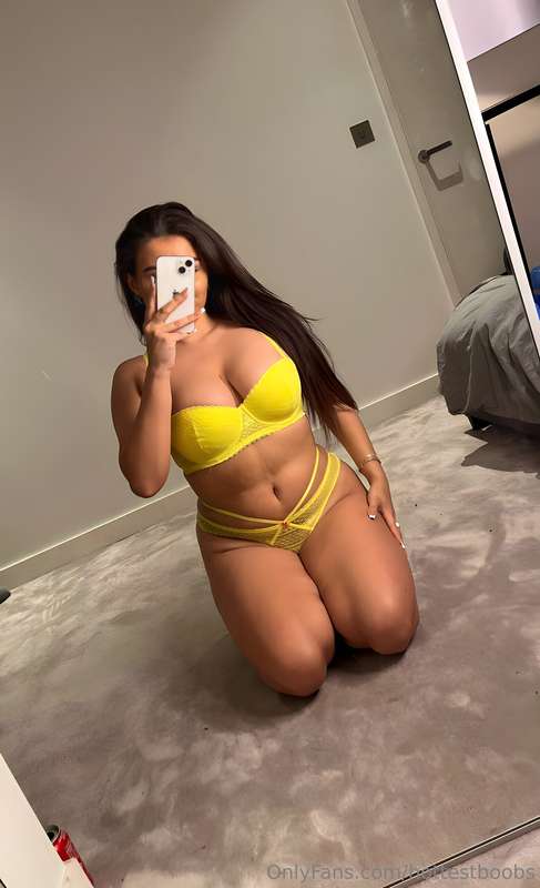 how badly do you want my body ? 🤍