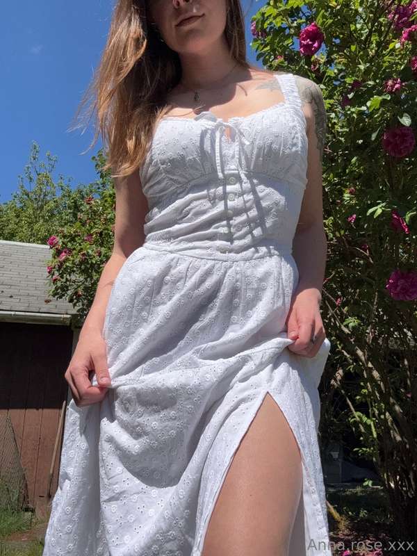 It’s finally sundress season!