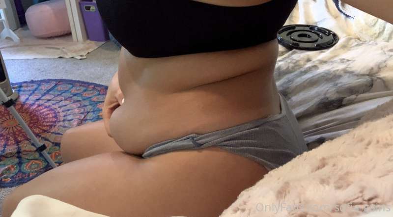sofia-gains image #3