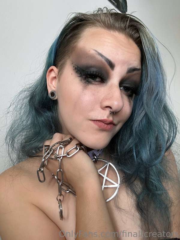 🩵 @metalliprinsessa