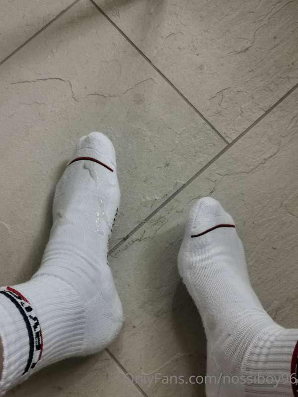 Need to change socks.. 🤔
