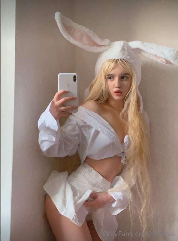 Let me distract you👉@lala.angel💋Cute girl @lala.angel loves ..