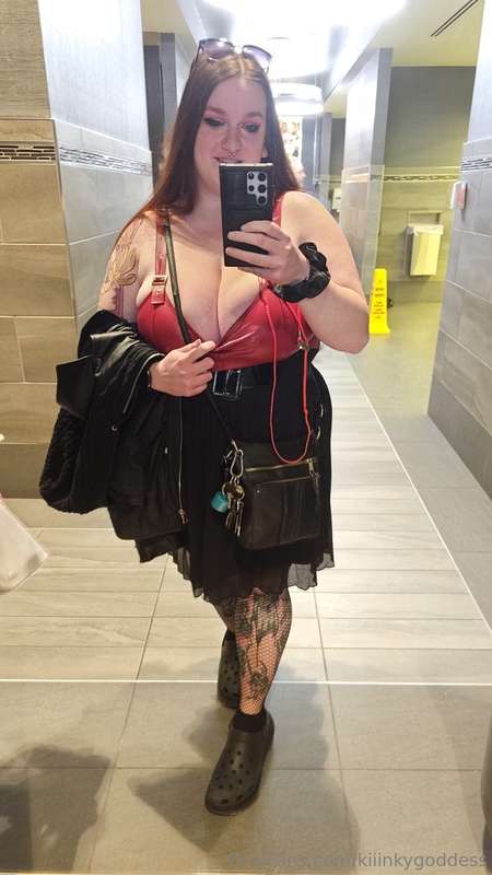 kiiinkygoddess