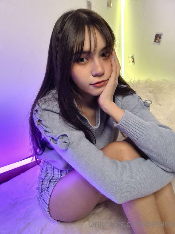 What do you think I am thinking about?? Leave a comment😈
