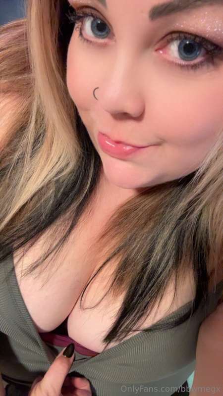 Free cock rate when you join now! @bustymeg 
