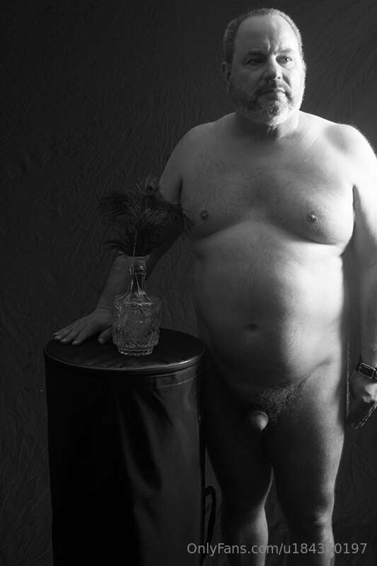 Nude with peacock feather 2023