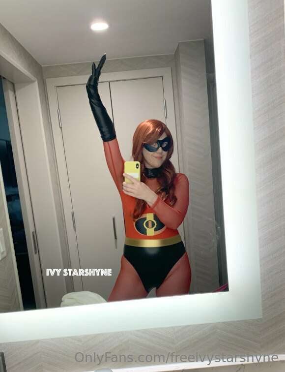 Elastigirl is over on the paid side of my OF! Join me!