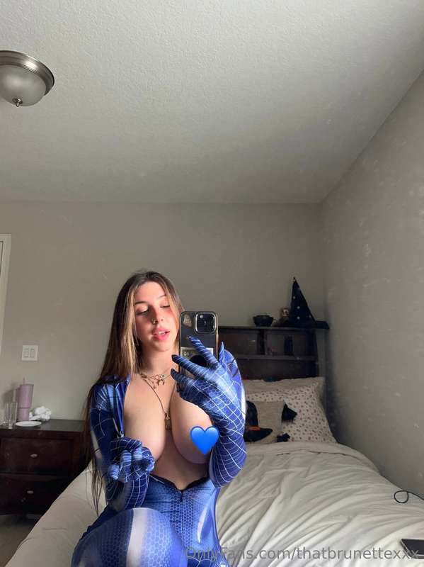 thatbrunettexxx