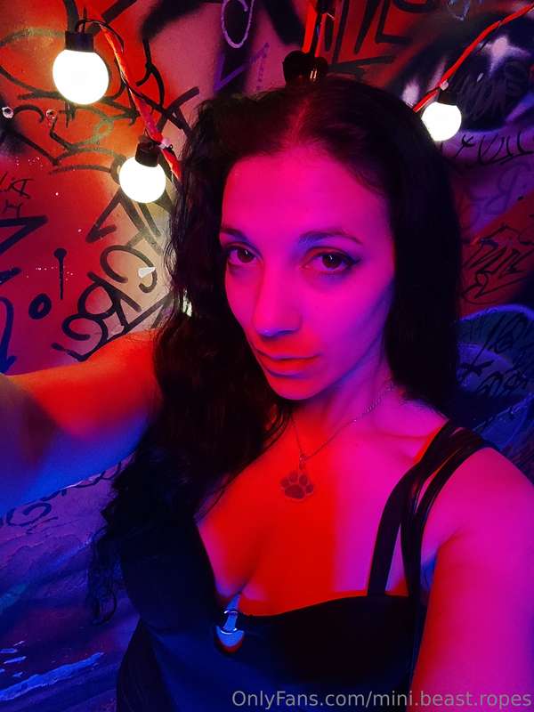 Hi 🍹 ✨⛓️