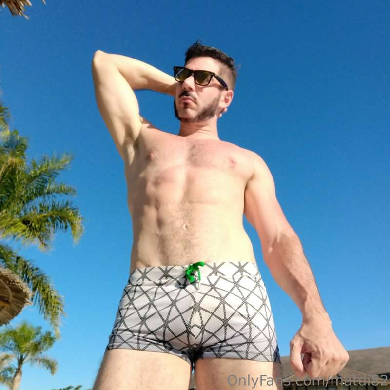 Love to summer.🤩

https://onlyfans.com/matdi82vip