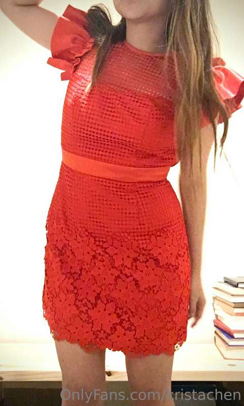 just realized I haven’t seen this dress since 2020 so now my..