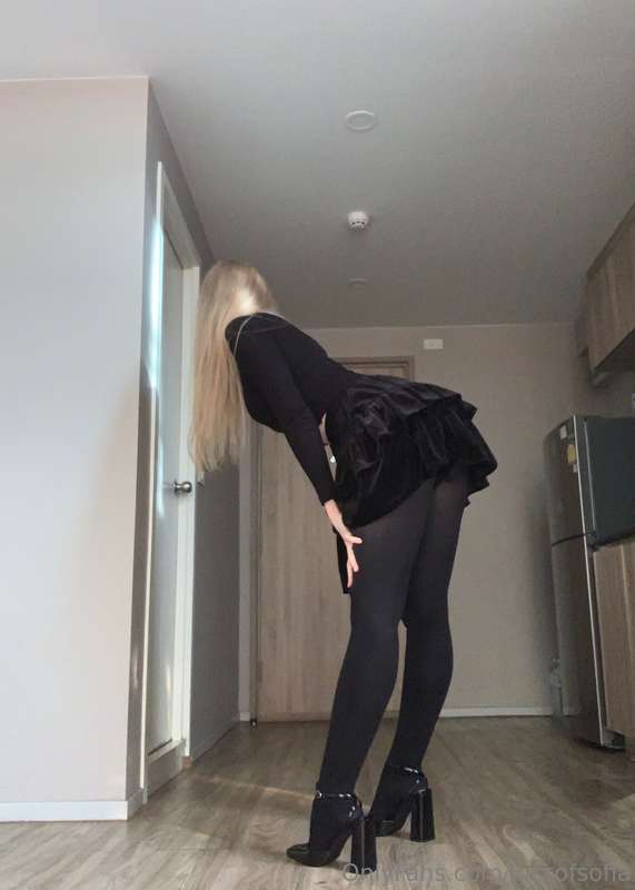 kissofsofia image #0