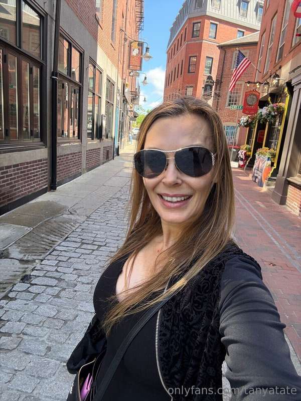 Tourist by day, tease by night 😈 @tanyatate