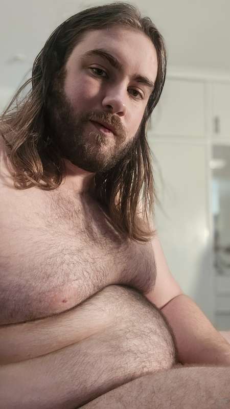 I'm big, warm, and here to ruin your sleep schedule 😉