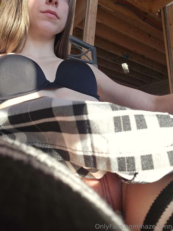 How things would progress if you peeked under my skirt 🤤😈