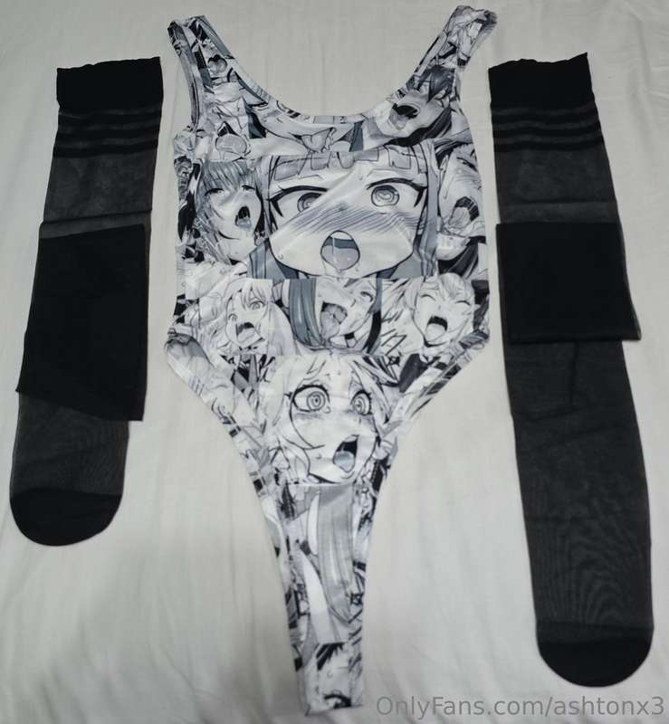 New bodysuit 😍🤤