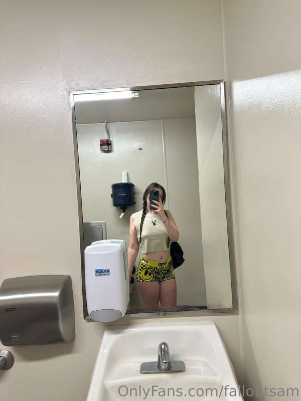 falloutsam image #0