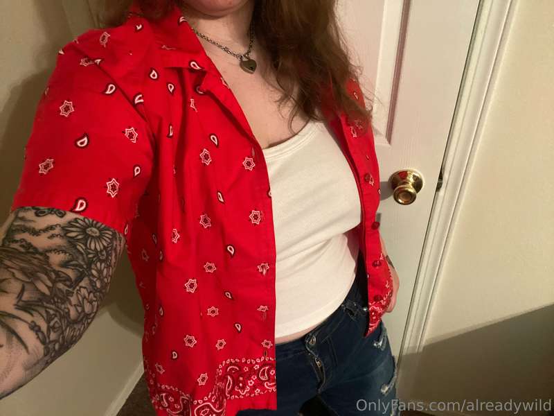 I thrifted this shirt in Wyoming, but only just got to try i..