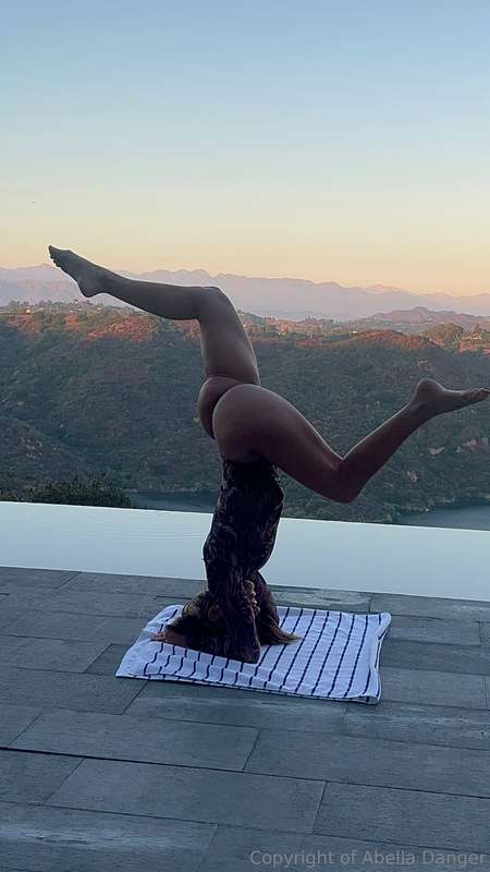 Foto 275 de Abella Danger en Tocromo