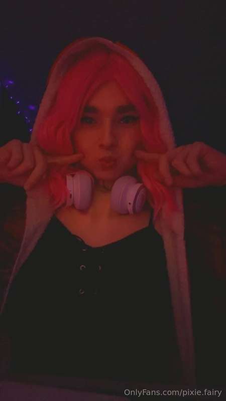Let the rhythm take control… as the bass drops, so do my inh..