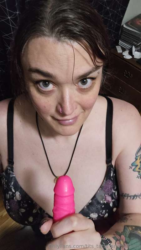 tits_tatts_and_tolkien